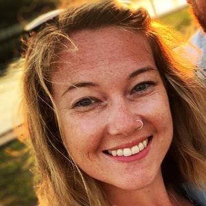 Meet your Posher, Caitlin